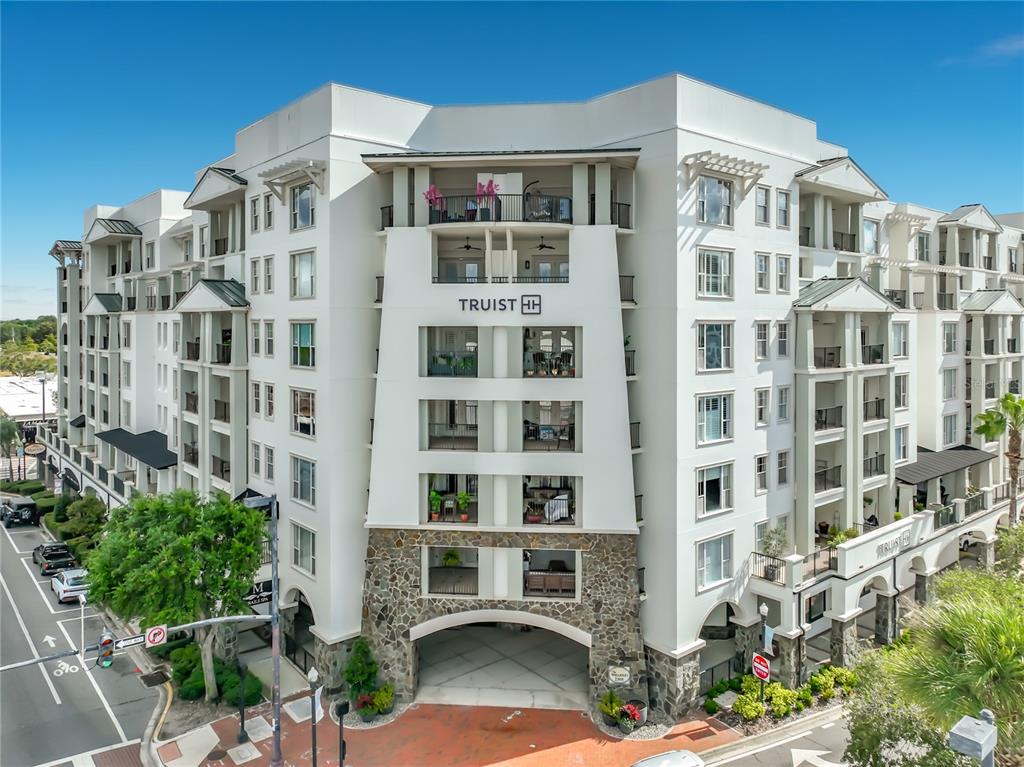 2305 Edgewater Dr #1610 - 2305 Edgewater Dr #1610, Orlando, FL 32804 Luxury Property | Jose Angel Pina