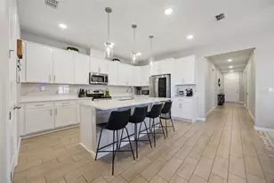 10053 Spring Lake Dr, Clermont, FL 34711 - Photo 11
