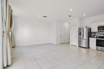 461 Madison Drive, Davenport, FL 33837 - Photo 11