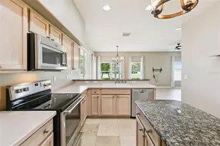 237 Strathmore Cir, Kissimmee, FL 34744 - Photo 19