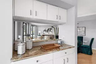 322 E Central Blvd, Orlando, FL 32801 - Photo 11