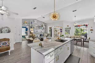 1198 Muscovy Dr, Spring Hill, FL 34608 - Photo 9