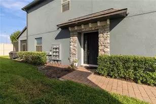 2724 White Isle Ln, Orlando, FL 32825 - Photo 3