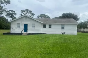 2011 Carrington Dr, Orlando, FL 32807 - Photo 1