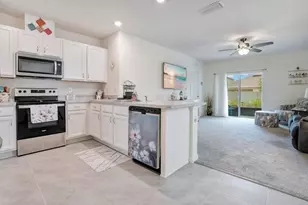 2763 Swooping Sparrow Dr, Saint Cloud, FL 34773 - Photo 11