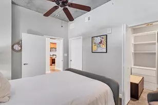 525 E Jackson St, Orlando, FL 32801 - Photo 33