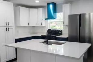 210 S 15th St, Palatka, FL 32177 - Photo 3