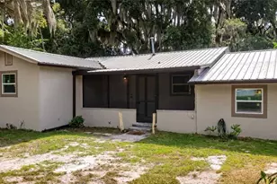 210 S 15th St, Palatka, FL 32177 - Photo 21