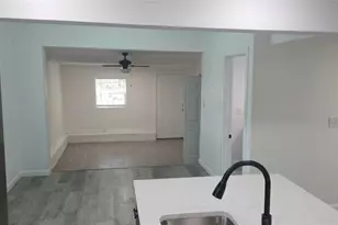 210 S 15th St, Palatka, FL 32177 - Photo 11