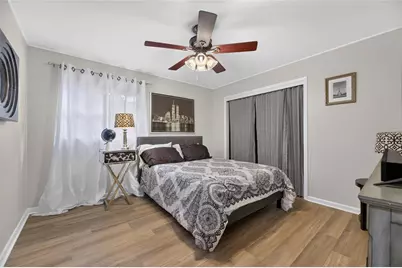 506 S Larry Circle, Brandon, FL 33511 - Photo 25