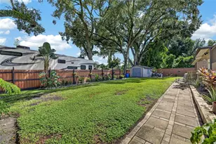 506 S Larry Cir, Brandon, FL 33511 - Photo 47