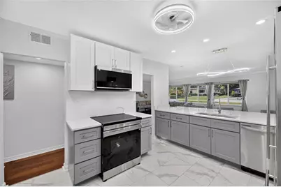 506 S Larry Circle, Brandon, FL 33511 - Photo 13
