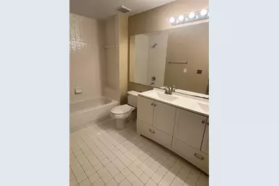 5512 Metrowest Boulevard #12-201, Orlando, FL 32811 - Photo 15