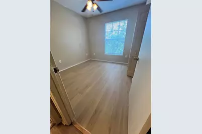 5512 Metrowest Boulevard #12-201, Orlando, FL 32811 - Photo 13