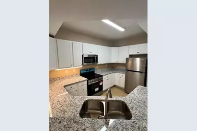5512 Metrowest Boulevard #12-201, Orlando, FL 32811 - Photo 3