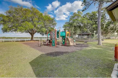 264 Seminole Woods Boulevard, Geneva, FL 32732 - Photo 9