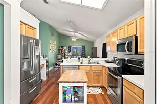 13637 Emeraldview Dr, Orlando, FL 32828 - Photo 5