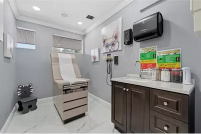 2105 S Park Avenue, Sanford, FL 32771 - Photo 11
