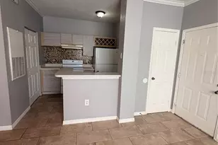 2674 Robert Trent Jones Dr, Orlando, FL 32835 - Photo 7