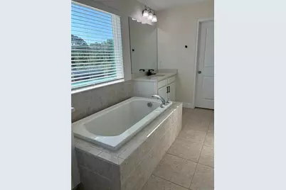 5631 Grand Sonata Avenue, Lutz, FL 33558 - Photo 31