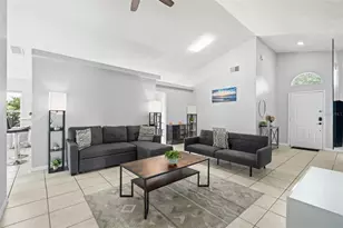 173 Hillside Dr, Davenport, FL 33897 - Photo 3