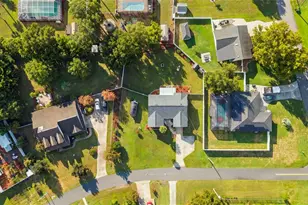 5325 James Rd, Fruitland Park, FL 34731 - Photo 25