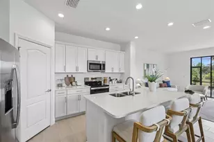 7901 Celestial Cir, Sarasota, FL 34241 - Photo 5