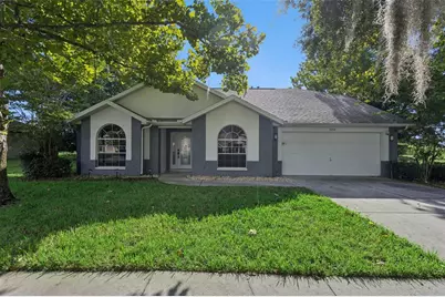 6302 Silver Oaks Drive, Zephyrhills, FL 33542 - Photo 1