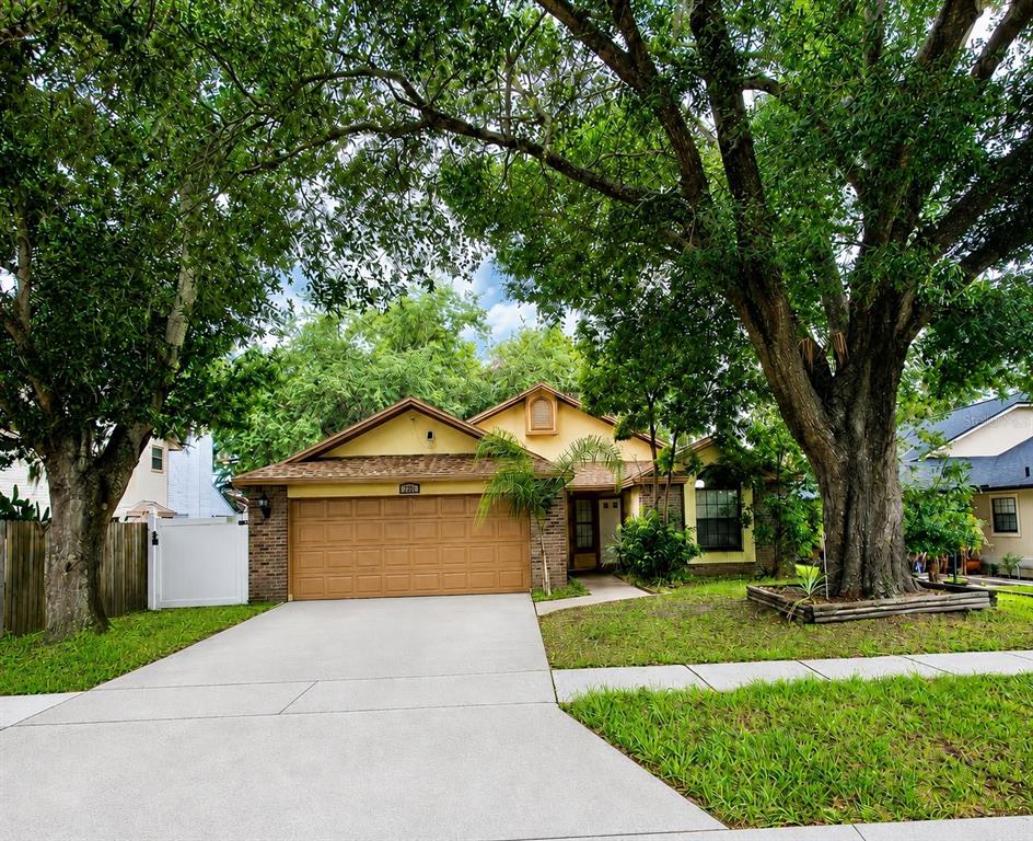 2201 Grasmere Dr - 2201 Grasmere Dr, Apopka, FL 32703 Luxury Property | Jose Angel Pina