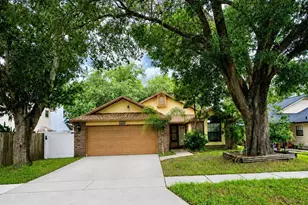 2201 Grasmere Dr, Apopka, FL 32703 - Photo 1