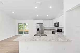 636 NE 130th Ct, Silver Springs, FL 34488 - Photo 23