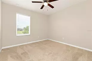 36205 Jenny Lynne Cir, Zephyrhills, FL 33541 - Photo 13