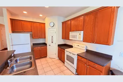 4986 Thames Street W, Kissimmee, FL 34758 - Photo 15
