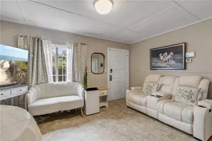 652 N Stone St, Deland, FL 32720 - Photo 7