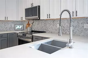 4610 Redmond Pl, Sanford, FL 32771 - Photo 9