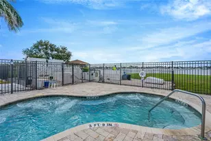 5220 Brittany Dr S, Saint Petersburg, FL 33715 - Photo 67