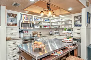 5220 Brittany Dr S, Saint Petersburg, FL 33715 - Photo 5