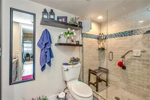5220 Brittany Dr S, Saint Petersburg, FL 33715 - Photo 11