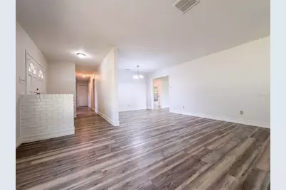 601 Carolyn Drive, Brandon, FL 33510 - Photo 7