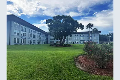333 Lake Howard Drive NW #302B, Winter Haven, FL 33880 - Photo 1