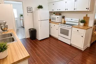 5609 Perrine Dr, Orlando, FL 32808 - Photo 3