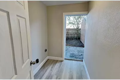 1440 Dann Street, Orlando, FL 32804 - Photo 7