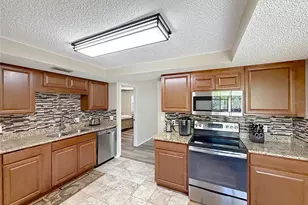 12505 Wedgefield Dr, Grand Island, FL 32735 - Photo 19