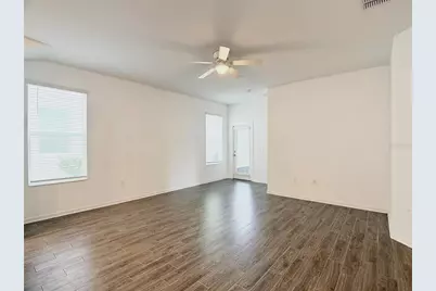 1652 Cross Prairie Parkway, Kissimmee, FL 34744 - Photo 9
