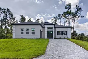 14511 Argus Ln, Port Charlotte, FL 33981 - Photo 7