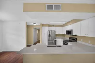 14013 Fairway Island Dr, Orlando, FL 32837 - Photo 13