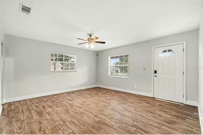 8503 Fish Lake Road, Tampa, FL 33619 - Photo 7