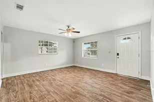 8503 Fish Lake Rd, Tampa, FL 33619 - Photo 7