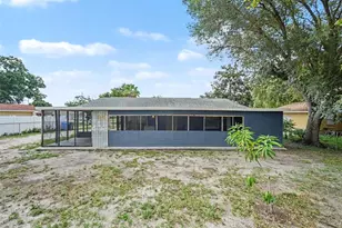 8503 Fish Lake Rd, Tampa, FL 33619 - Photo 29