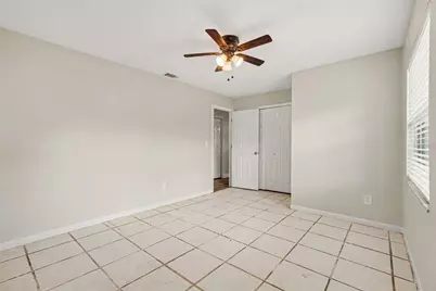 8503 Fish Lake Road, Tampa, FL 33619 - Photo 15